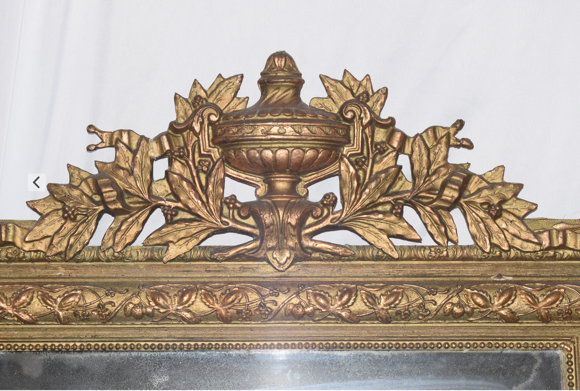 A FRENCH NAPOLEON III GILT GOLD STUCCOED MIRROR - Image 2
