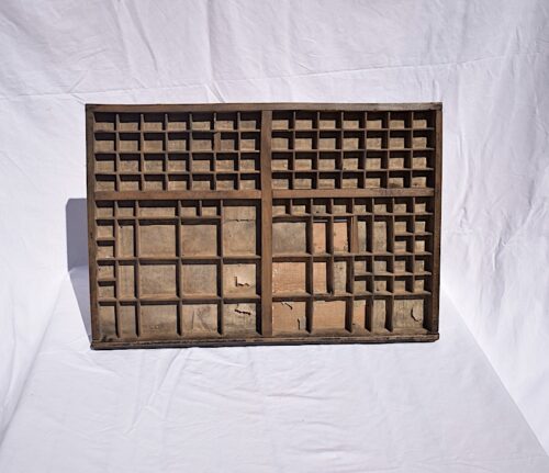 A FRENCH LETTERPRESS PRINTERS TYPE TRAY