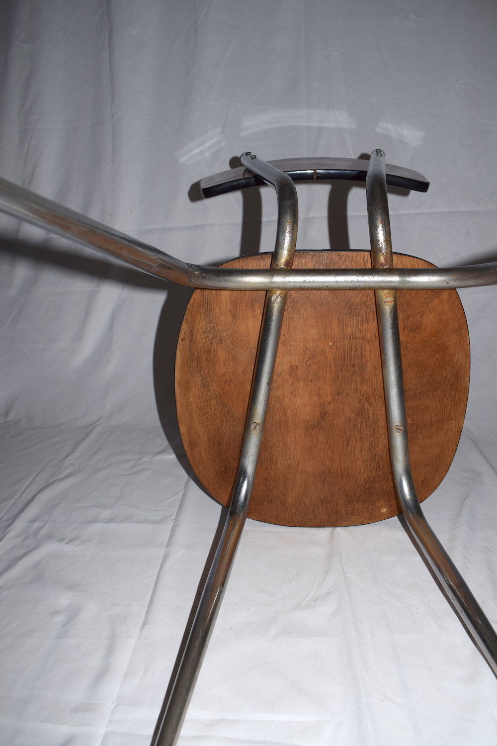 A SET OF FRENCH 1960s FORMICA RESPOAL KITCHEN CHAIRS - Image 9