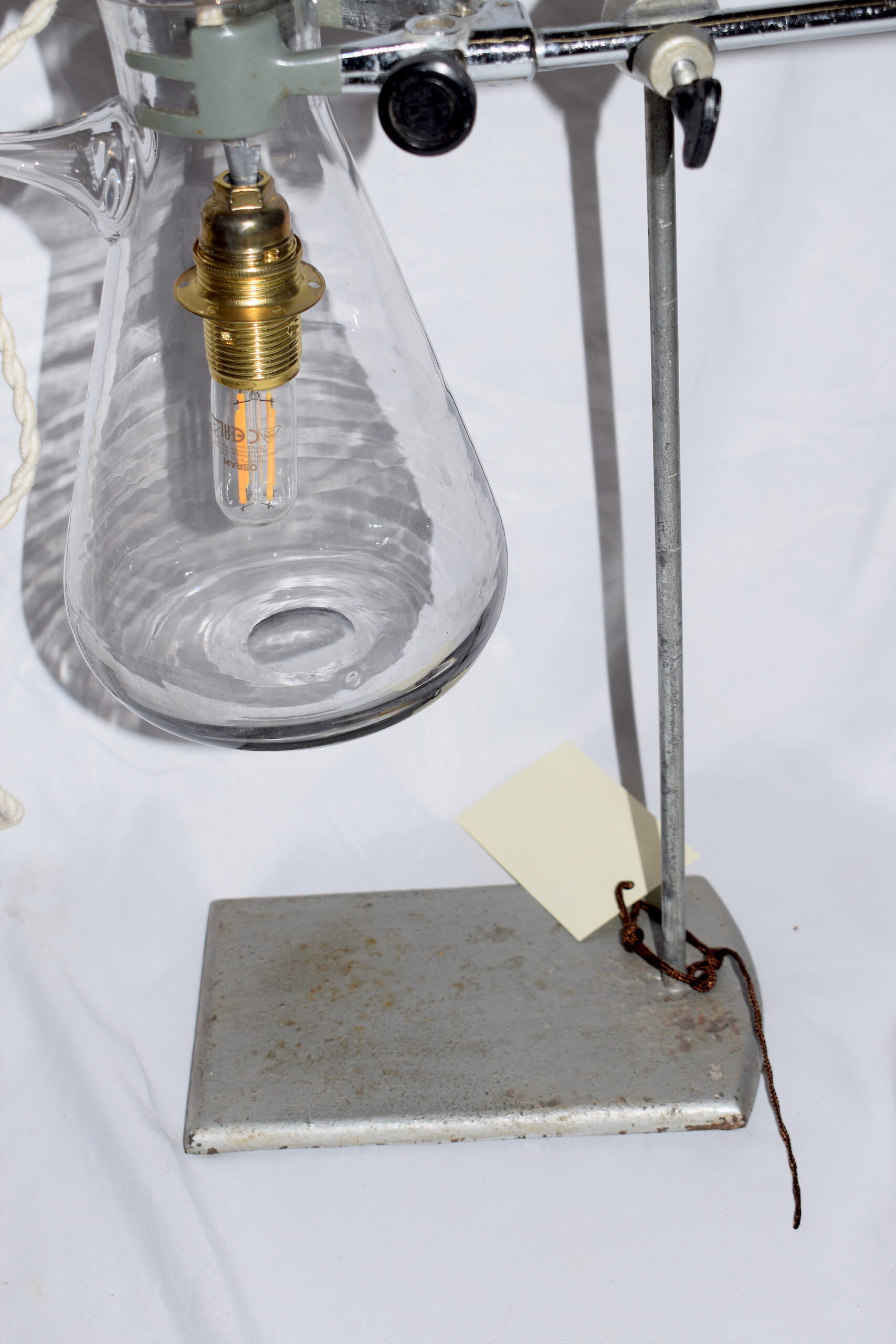 HAND-CRAFTED TABLE LAMP MADE UP OF VINTAGE LAB EQUIPMENT - Image 4