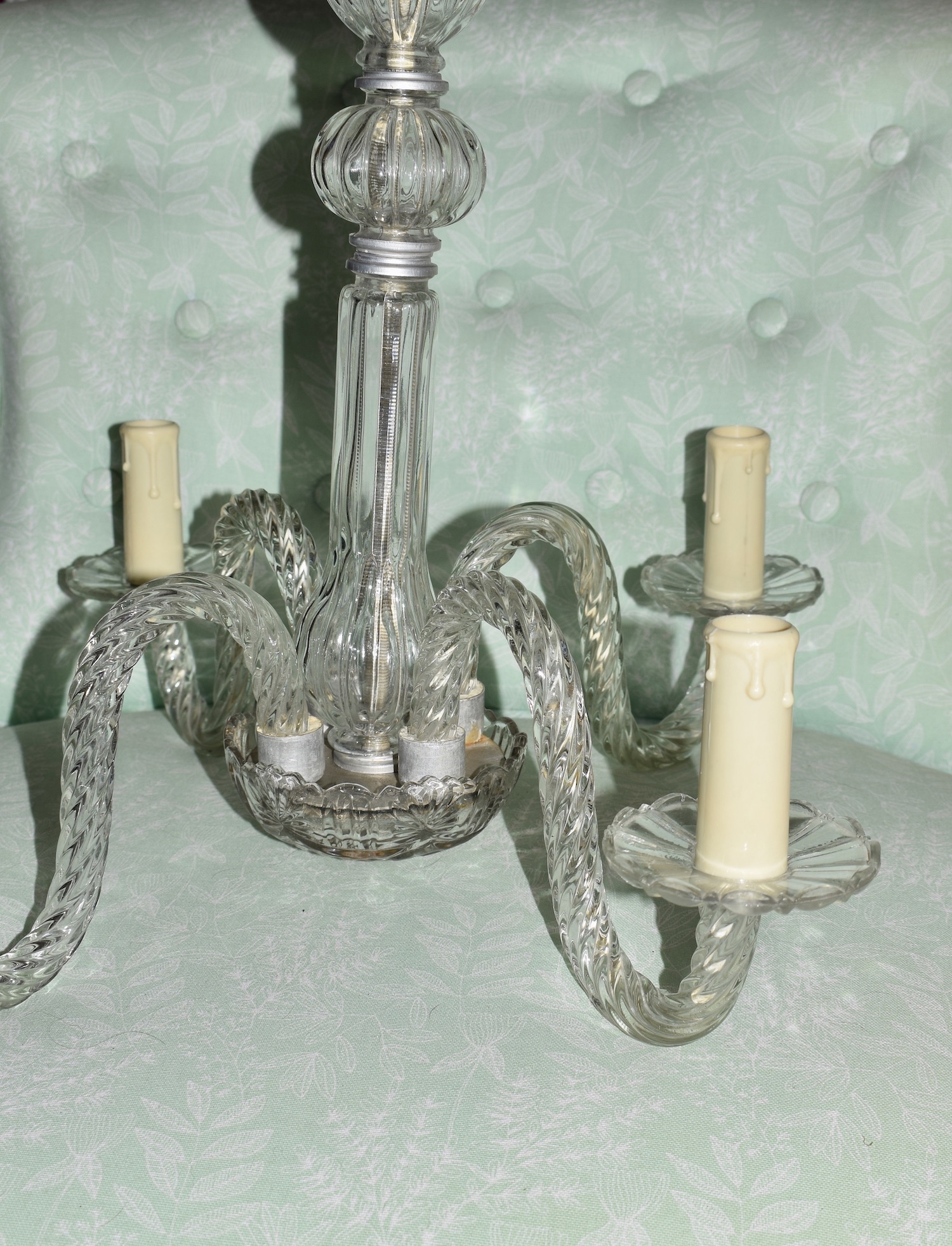 EARLY 20TH CENTURY ITALIAN GLASS CHANDELIER - Image 9