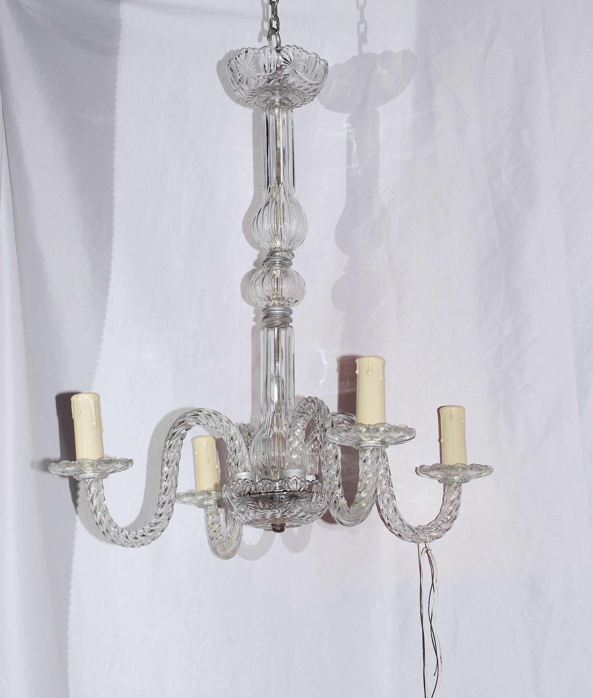 EARLY 20TH CENTURY ITALIAN GLASS CHANDELIER
