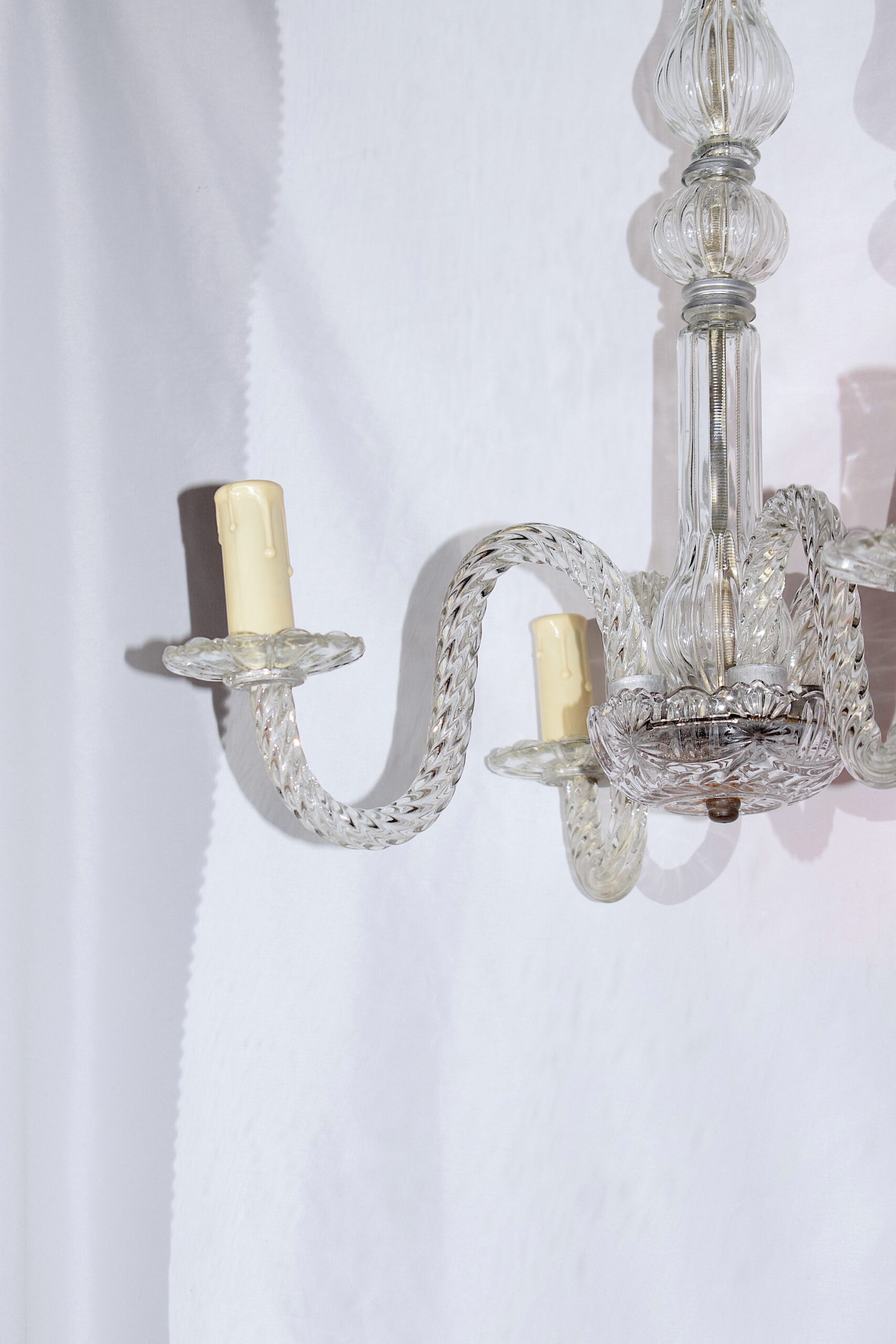 EARLY 20TH CENTURY ITALIAN GLASS CHANDELIER - Image 8
